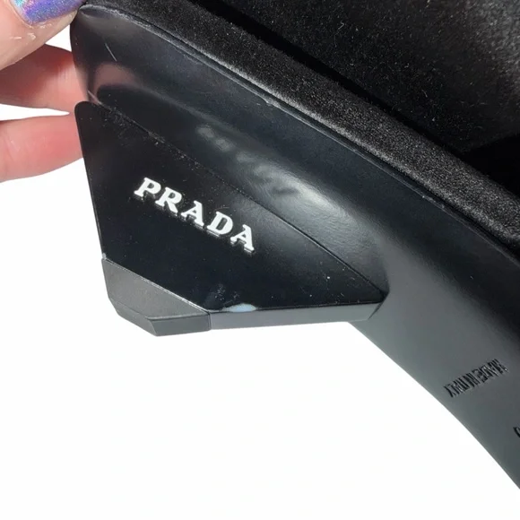 PRADA Satin Triangle Heel Mules Black Square Toe Kitten Heel IT 40 US 10 Slides - Picture 9 of 13